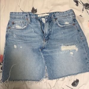 H&M super cute denim mini skirt
